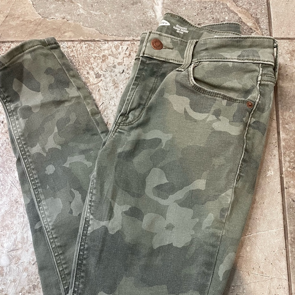 Old Navy mid rise rockstar super skinny